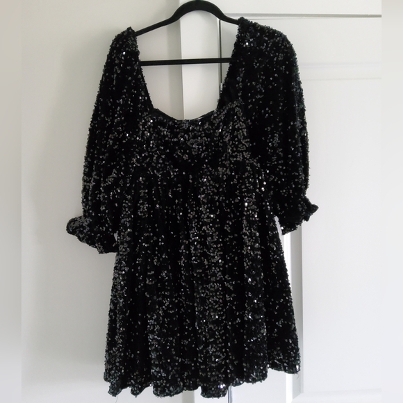 Selkie Black Sequin Puff Dress - Picture 10 of 16
